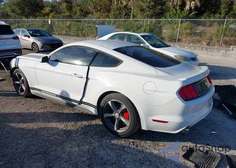 2015 Ford Mustang V6 z USA, uszkodzony, nr VIN 1FA6P8AM5F5363966